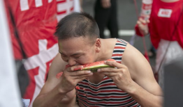 网红吃瓜群众小号,吃瓜群众背后的故事